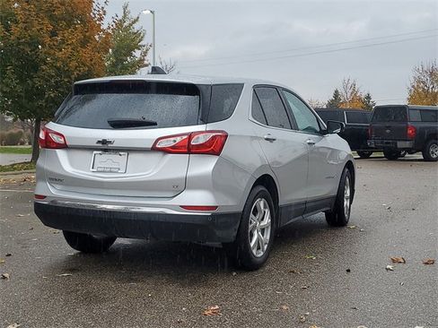 Used 2021 Chevrolet Equinox LT image 4
