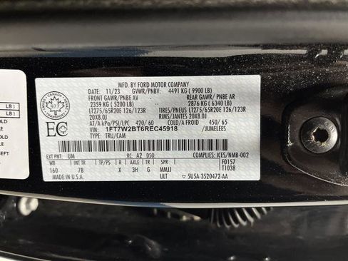 Used 2024 Ford F250 Platinum image 46