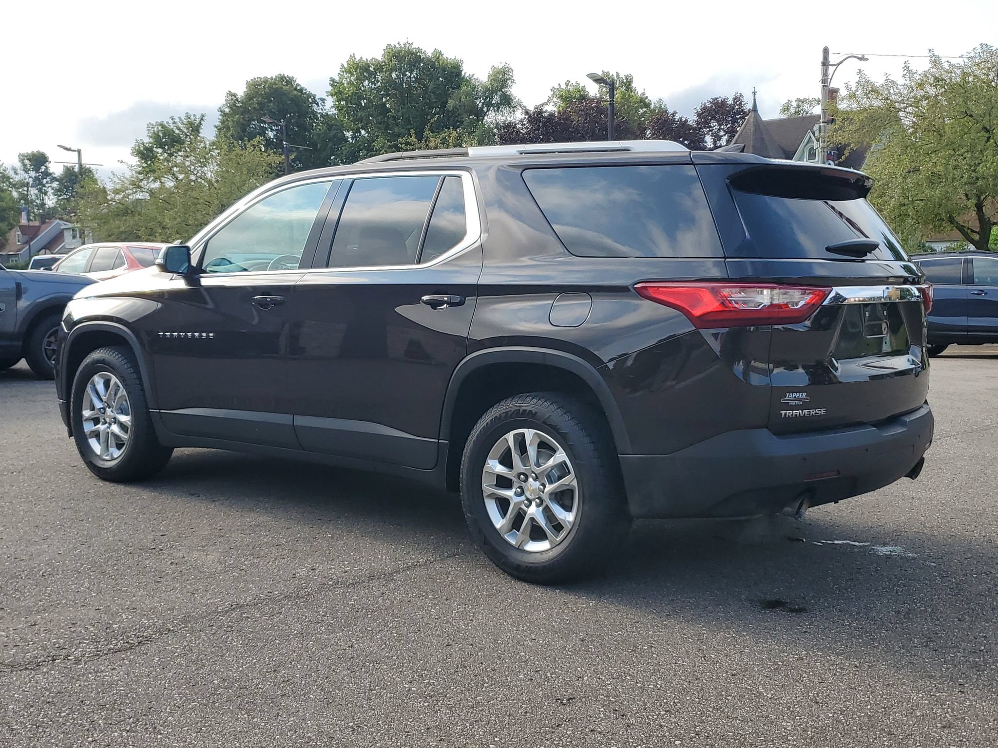 Used 2018 Chevrolet Traverse LT FWD image 5
