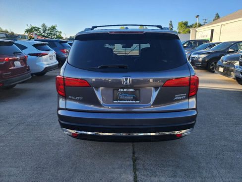Used 2016 Honda Pilot Touring image 4