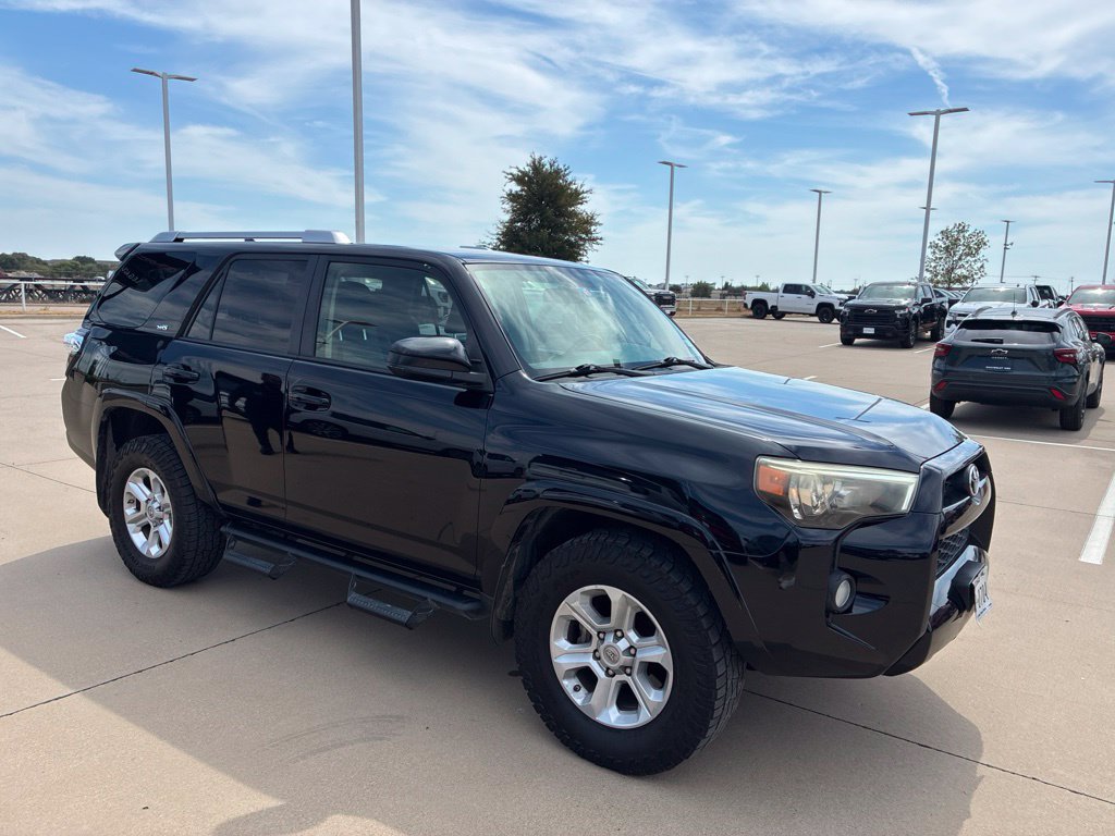 Used 2018 Toyota 4Runner SR5 RWD image 5