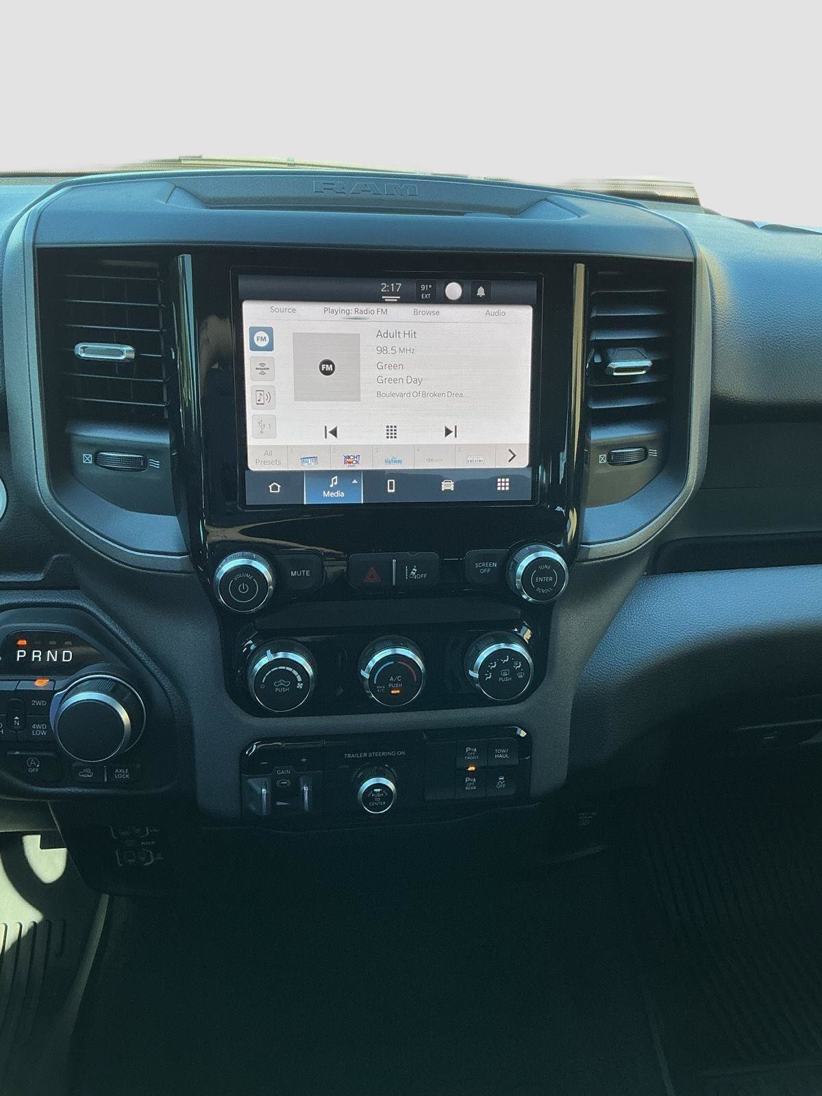 Used 2025 RAM 1500 Warlock AWD/4WD image 12