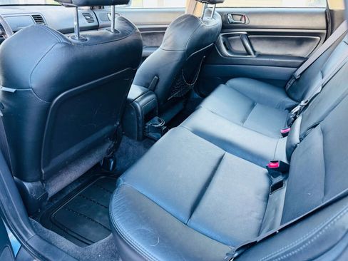 Used 2005 Subaru Outback 2.5XT Limited image 10