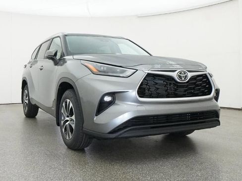 New 2026 Toyota Highlander XLE AWD/4WD image 30