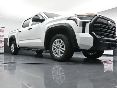 Used 2023 Toyota Tundra SR AWD/4WD image 32