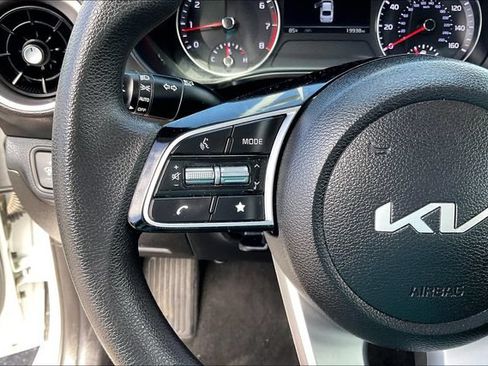 Used 2023 Kia Forte LXS FWD image 18