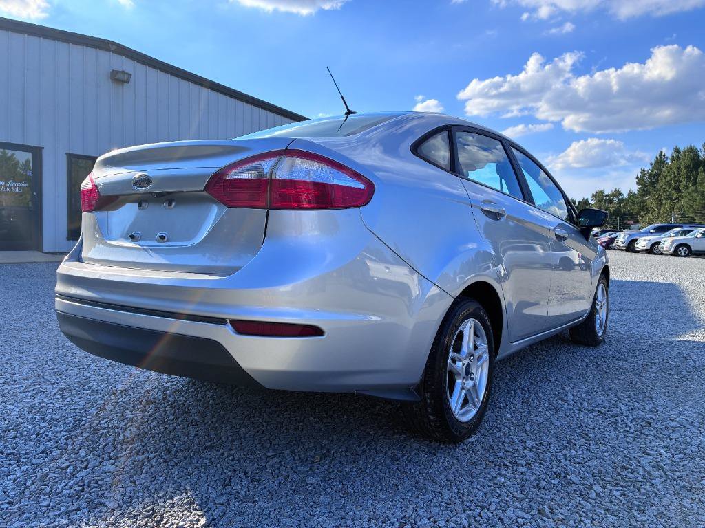Used 2019 Ford Fiesta SE FWD image 5