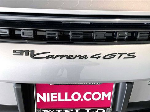 Used 2025 Porsche 911 Carrera 4 GTS image 33