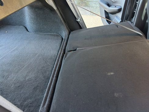 Used 2023 Nissan Sentra SR w/ Trunk Package image 31