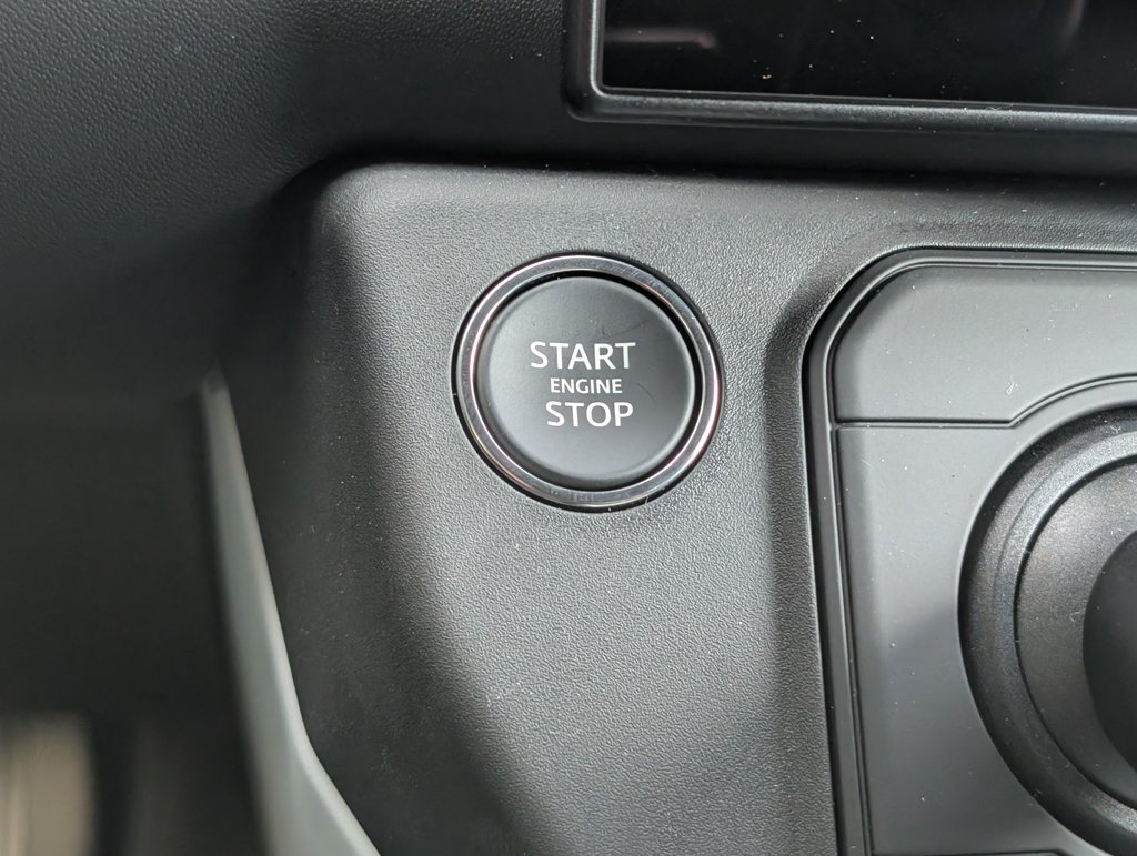 New 2026 Land Rover Defender 110 X-Dynamic SE AWD/4WD image 16