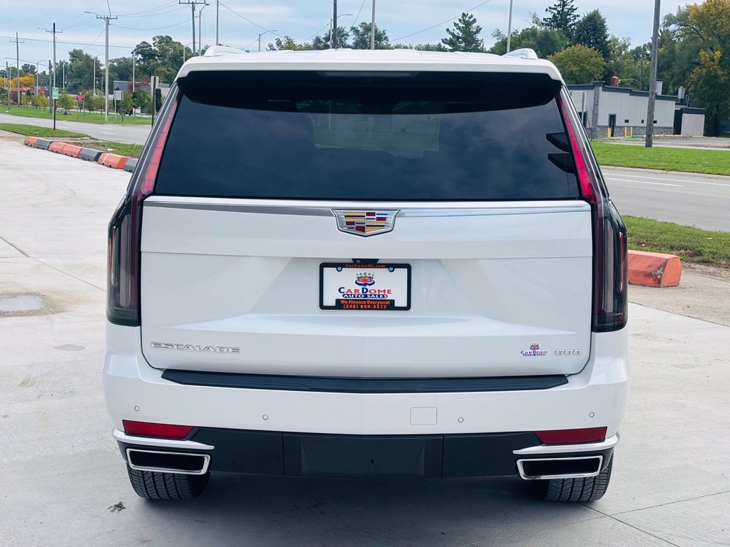 Used 2021 Cadillac Escalade Premium Luxury AWD/4WD image 8