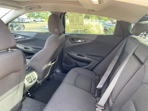 Used 2023 Chevrolet Malibu LT image 17