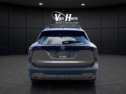 New 2026 Nissan Kicks SR w/ Cold Weather Package image 12