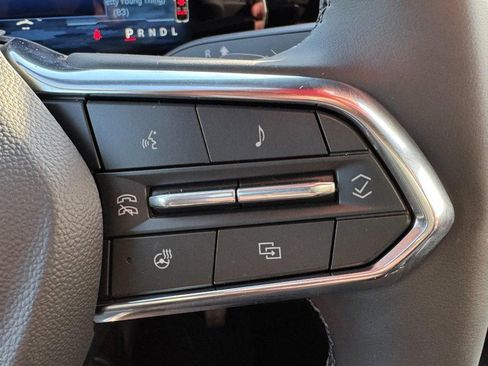 New 2026 Chevrolet Equinox LT w/ Convenience Package II FWD image 12