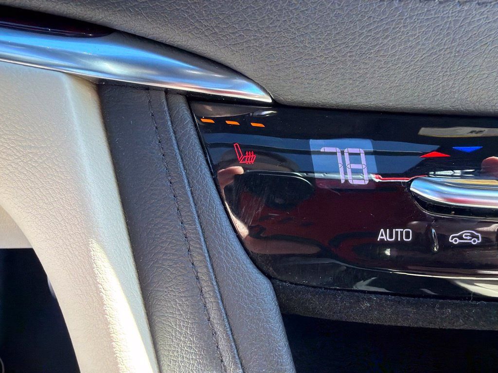 Used 2019 Cadillac XT5 Luxury AWD/4WD image 37