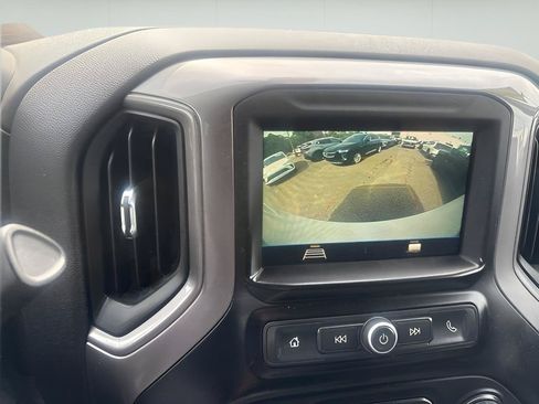 Used 2019 Chevrolet Silverado 1500 Custom Trail Boss w/ Custom Convenience Package AWD/4WD image 29