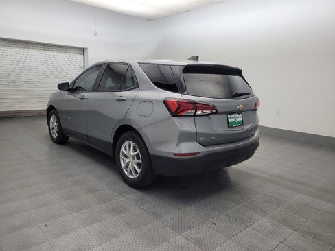 Used 2023 Chevrolet Equinox LS w/ LS Convenience Package FWD image 5