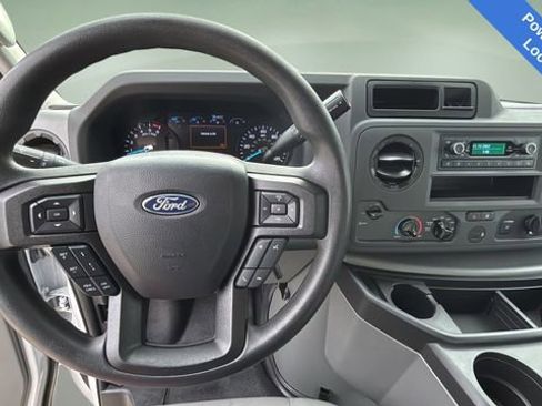 Used 2024 Ford E-350 and Econoline 350 Super Duty w/ Driver's Safety Package RWD image 9