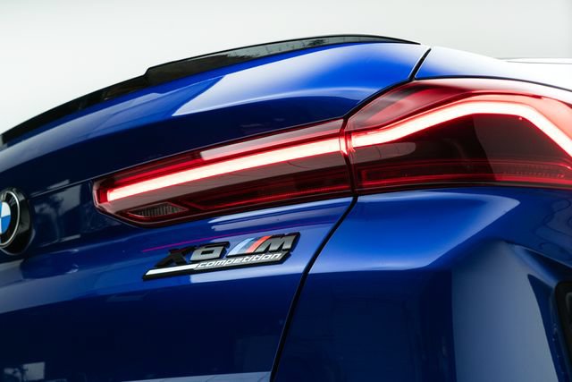 Used 2020 BMW X6 M Competition w/ Executive Package AWD/4WD image 15