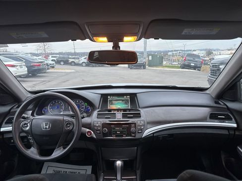 Used 2013 Honda Crosstour EX image 20