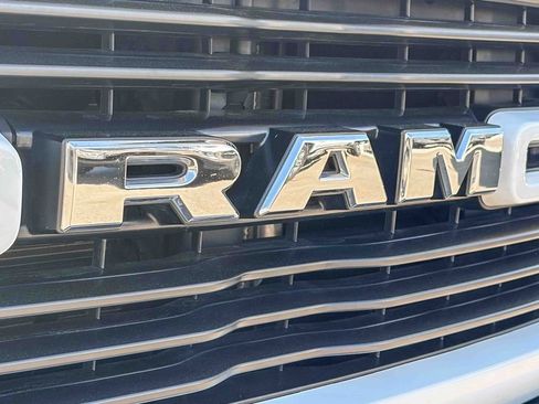 Used 2021 RAM 1500 Big Horn AWD/4WD image 15