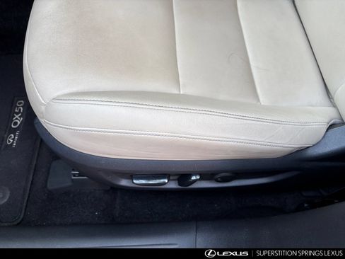 Used 2019 INFINITI QX50 Luxe w/ Cargo Package FWD image 11