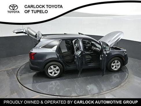 Used 2022 Kia Sorento LX FWD image 45