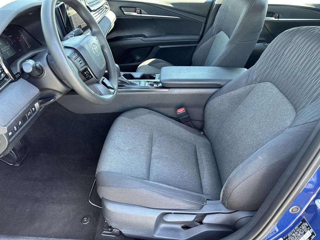 Used 2025 Toyota Camry LE FWD image 14