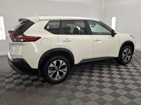 Used 2023 Nissan Rogue SV AWD/4WD image 17
