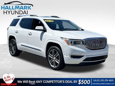 Used 2019 GMC Acadia Denali w/ Technology Package FWD image 1