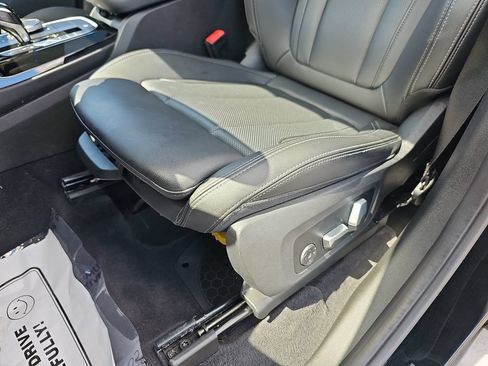 Used 2023 BMW X3 sDrive30i w/ Premium Package w/ZPA RWD image 28