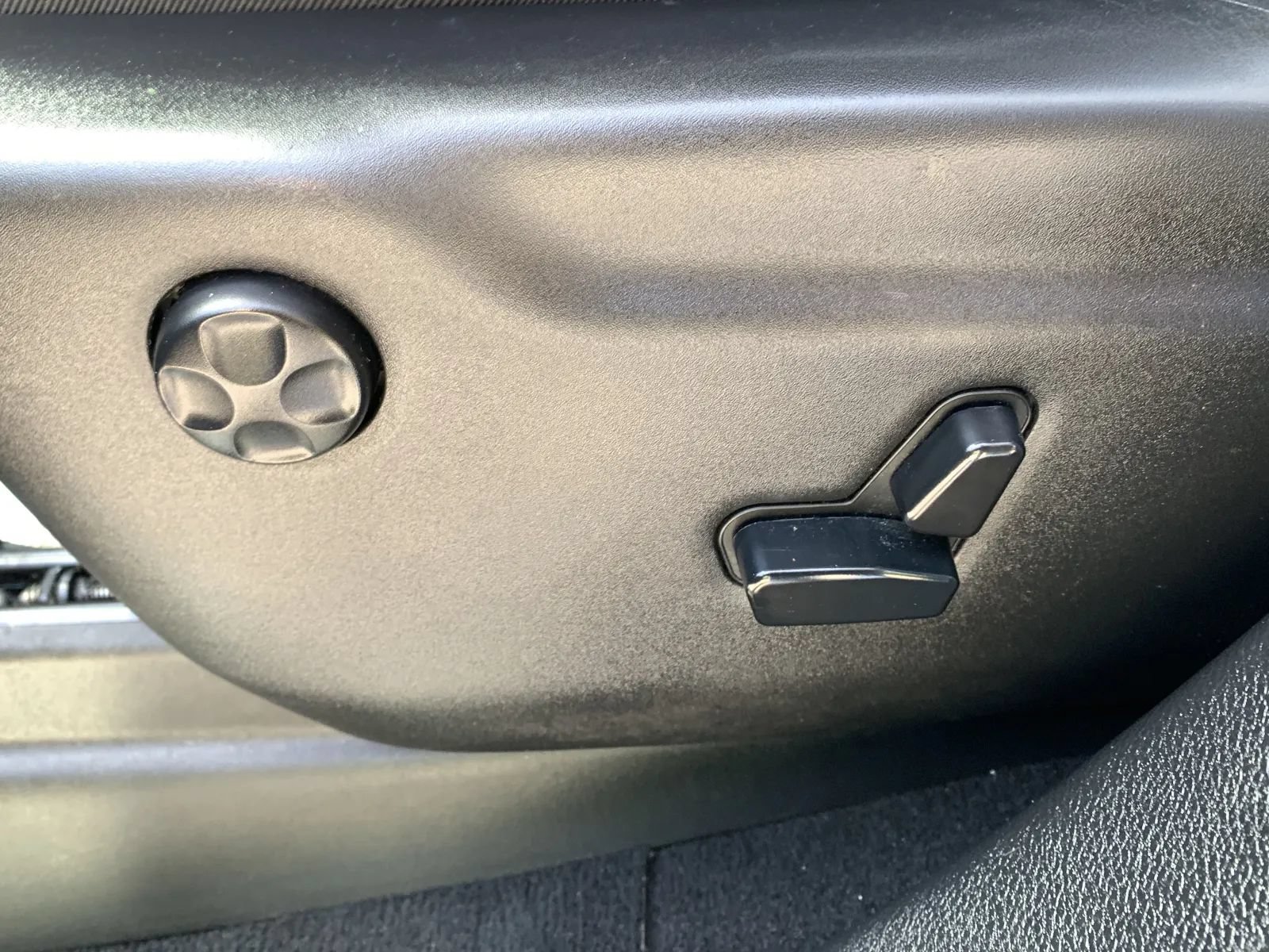 Used 2019 Dodge Durango GT AWD/4WD image 24