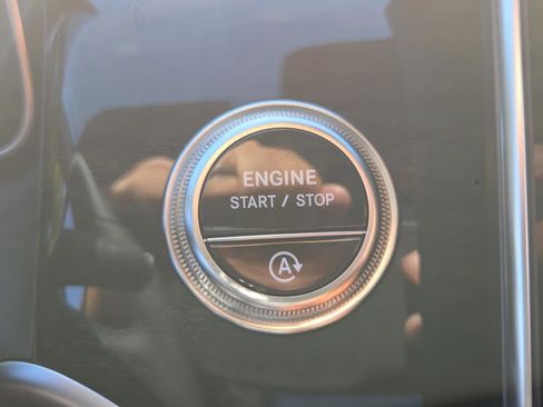 New 2026 Mercedes-Benz GLC 300 image 18