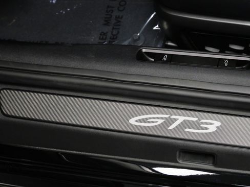 Used 2026 Porsche 911 GT3 image 38