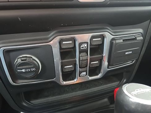 Used 2021 Jeep Gladiator Overland w/ Popular Equipment Package image 66