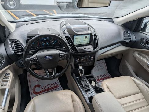 Used 2019 Ford Escape SEL AWD/4WD image 16
