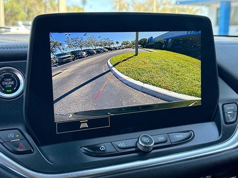 Used 2023 Chevrolet Blazer LT image 13