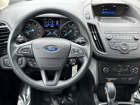Used 2019 Ford Escape S image 16