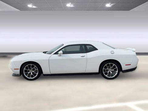 Used 2022 Dodge Challenger GT image 2