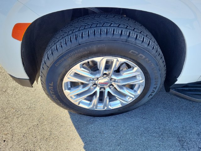 Used 2022 GMC Yukon SLT w/ SLT Luxury Package AWD/4WD image 9