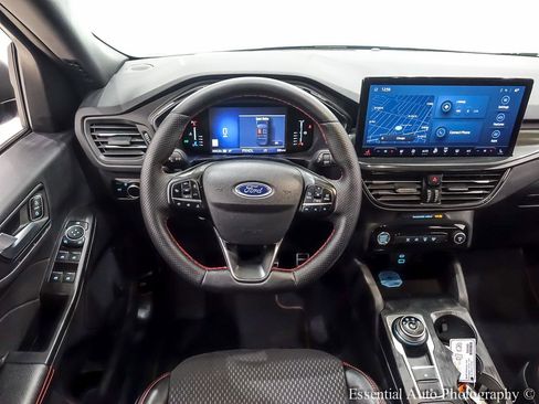 Used 2023 Ford Escape ST-Line w/ Tech Pack #1 AWD/4WD image 17