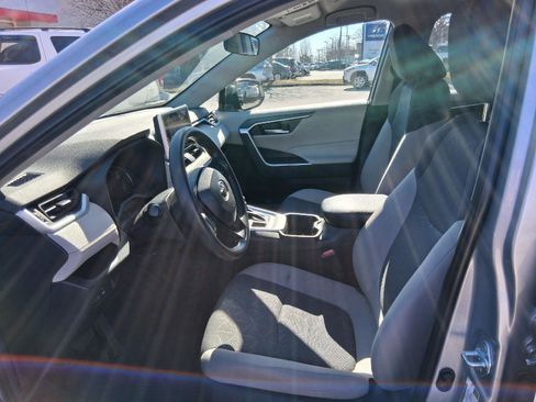 Used 2024 Toyota RAV4 XLE image 10