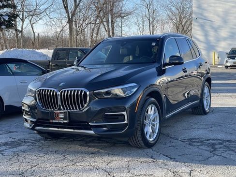 Used 2023 BMW X5 xDrive45e image 2