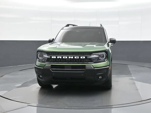 Used 2025 Ford Bronco Sport Outer Banks w/ Outer Banks Tech Package+ AWD/4WD image 2