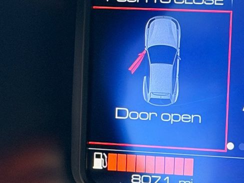 Certified 2020 Ferrari GTC4Lusso T image 28