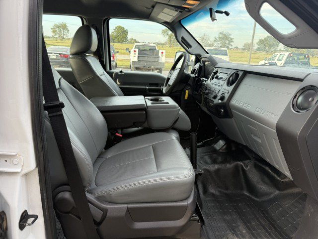 Used 2016 Ford F350 XL w/ Power Equipment Group AWD/4WD image 3