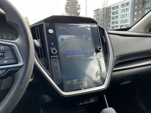 Used 2025 Subaru Impreza 2.0i Sport image 16