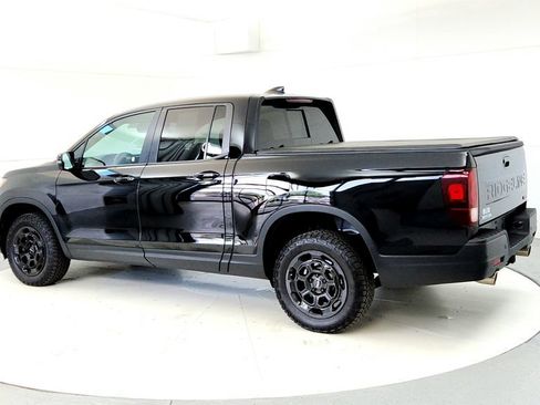 Used 2025 Honda Ridgeline TrailSport+ image 4