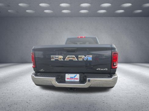 Used 2026 RAM 2500 Tradesman w/ Chrome Appearance Group AWD/4WD image 15