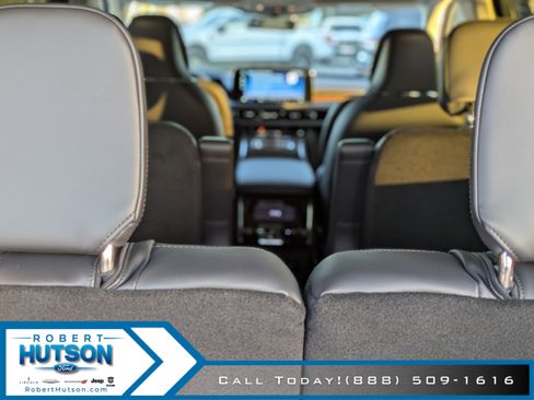 New 2026 Lincoln Aviator Reserve w/ Jet Appearance Package image 12